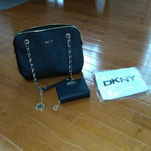 NWOT DKNY purse & matching wallet saffiano leather